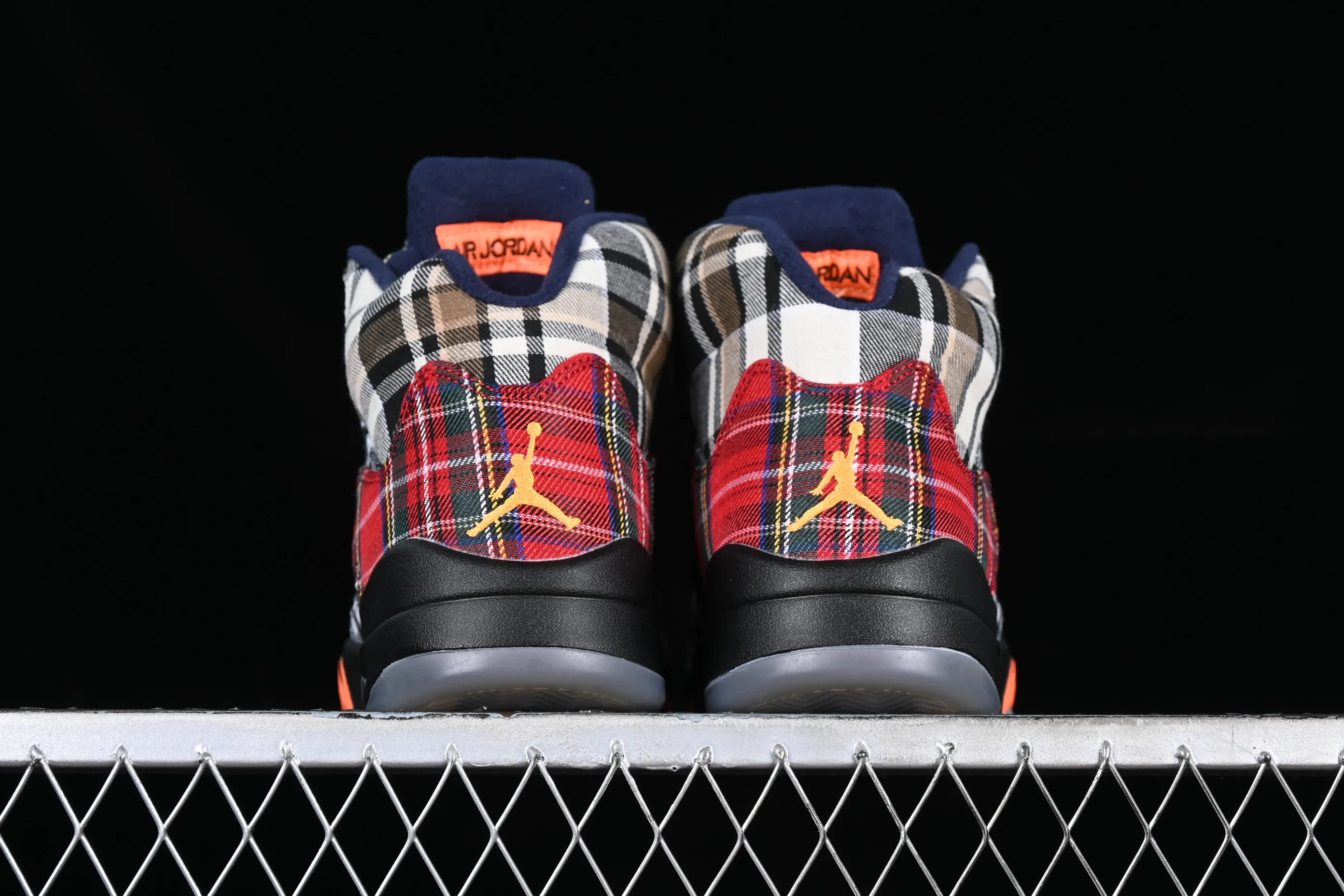 All categories Air Jordan Jordan series basketball shoes Air Jordan 5 Air Jordan 5 Retro "Plaid" AJ5 Joe 5 Christmas Carnival Scottish plaid fabric FD4814-008